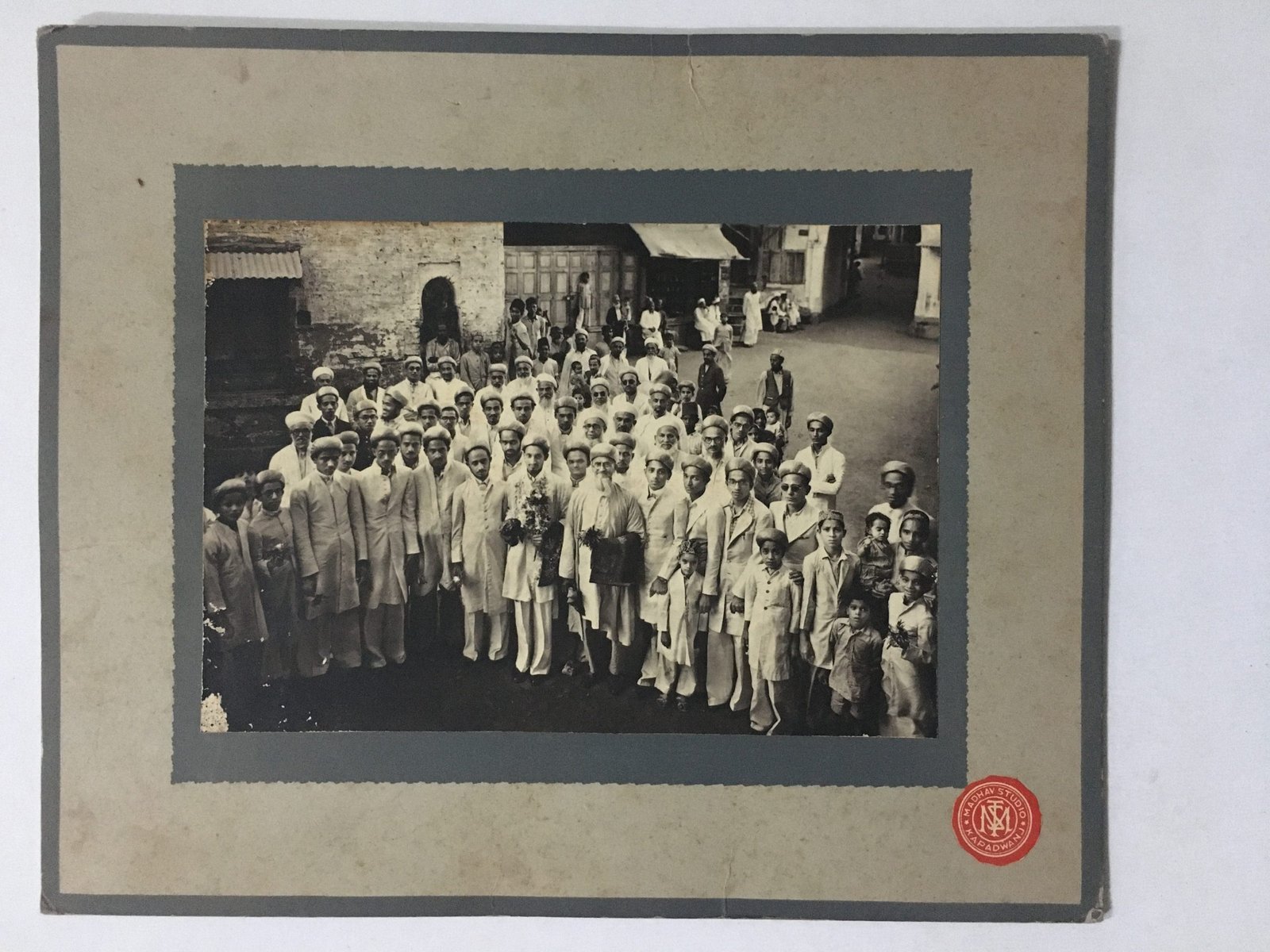 India Vintage Photograph GROUP OF BOHRA MUSLIM MEN - Image 2
