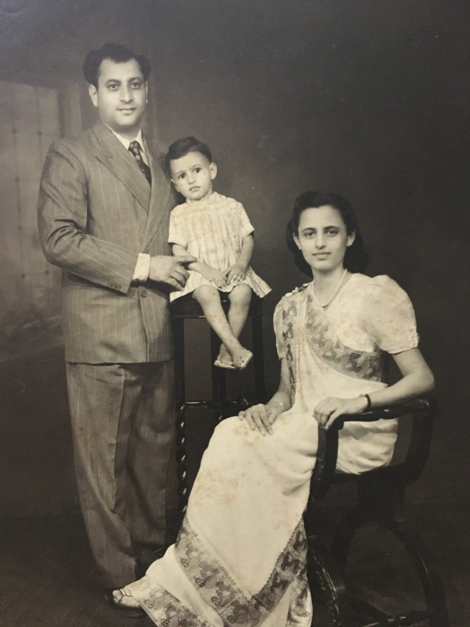 India Vintage Photograph PARSI FAMILY. EOS Studios, Bombay