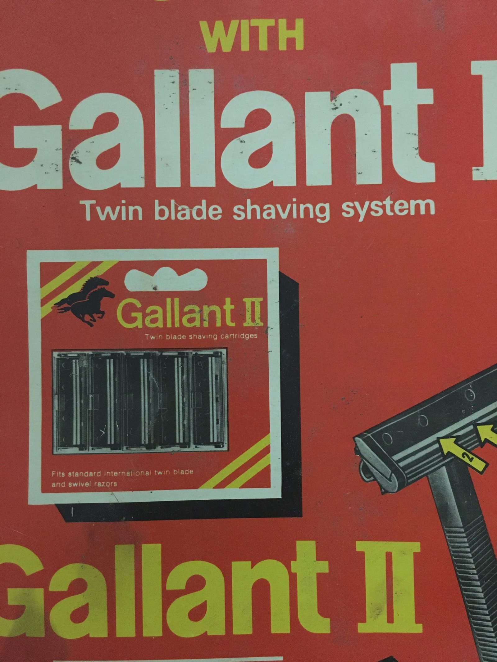Vintage Tin Sign GALLANT TWIN BLADE SHAVING 8.75in x 12.50in - Image 2