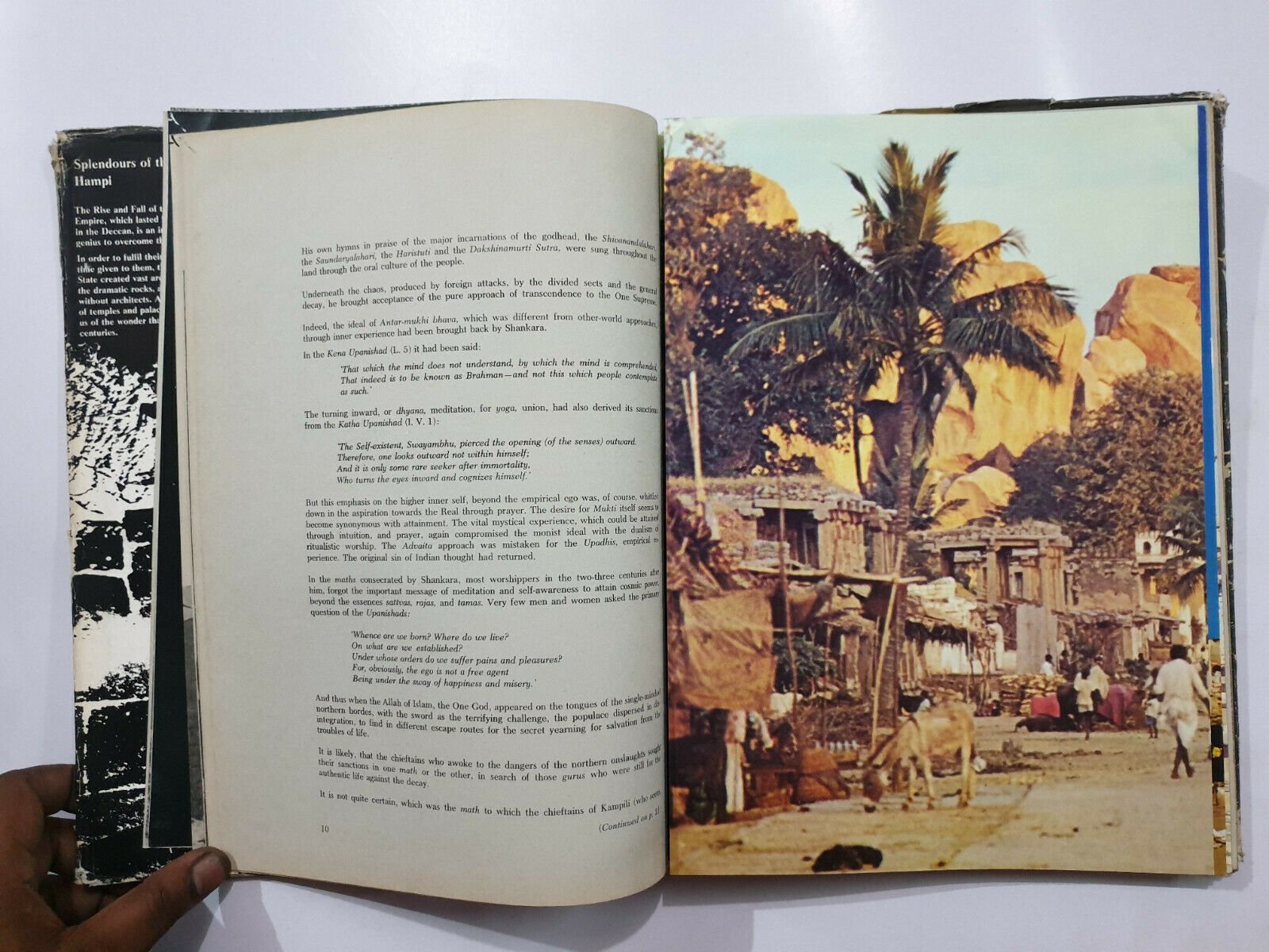 Marg. A Magazine Of The Arts. Splendours of Vijayanagara Empire Hampi. 1981. - Image 3