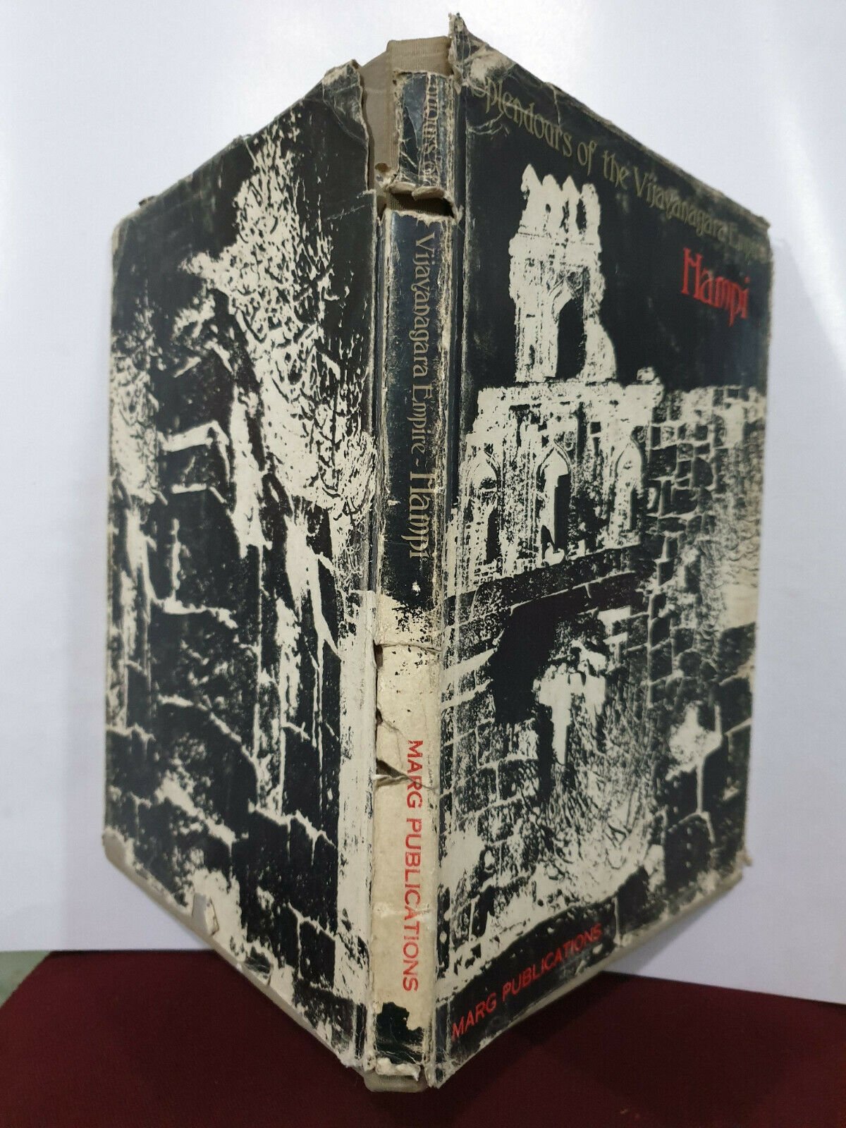 Marg. A Magazine Of The Arts. Splendours of Vijayanagara Empire Hampi. 1981.
